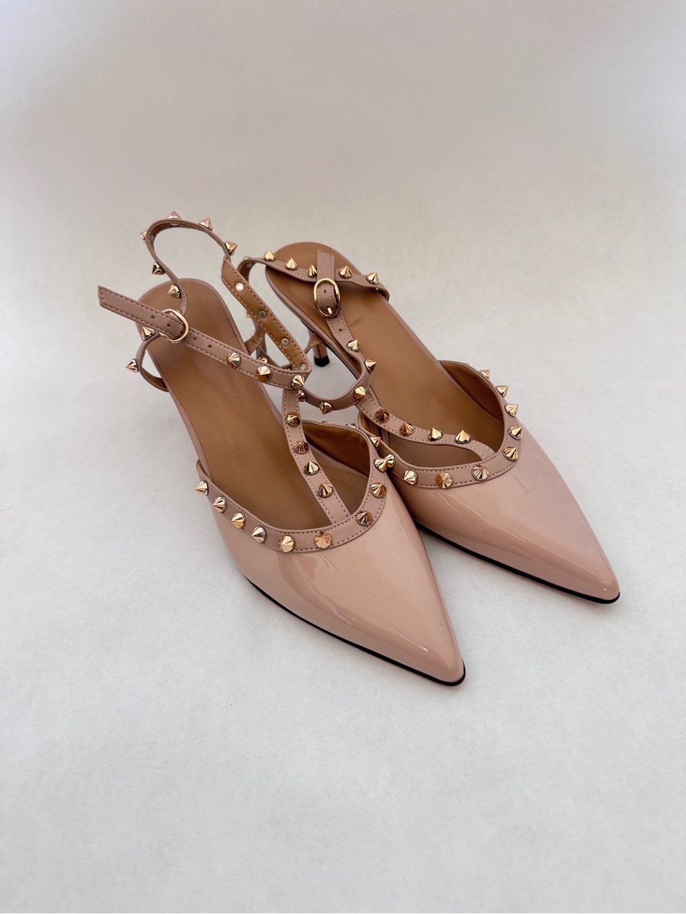 Studded Pumps in Nude Pink sz9
